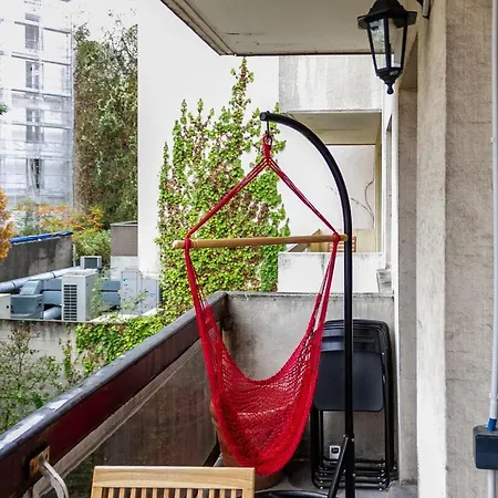 דירה Loft-style Studio On The Outskirts Of